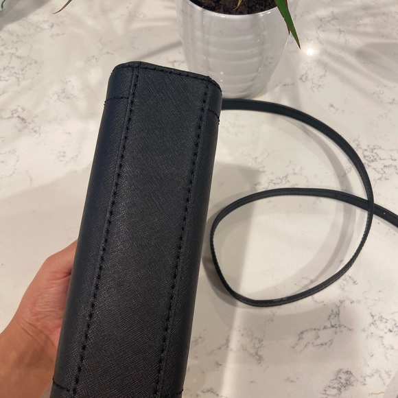 Marc Jacobs
Playback Leather Crossbody Bag - Picture 6 of 8